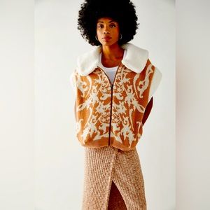 NWT Free People Cameron Vest Size Small- So Cozy!